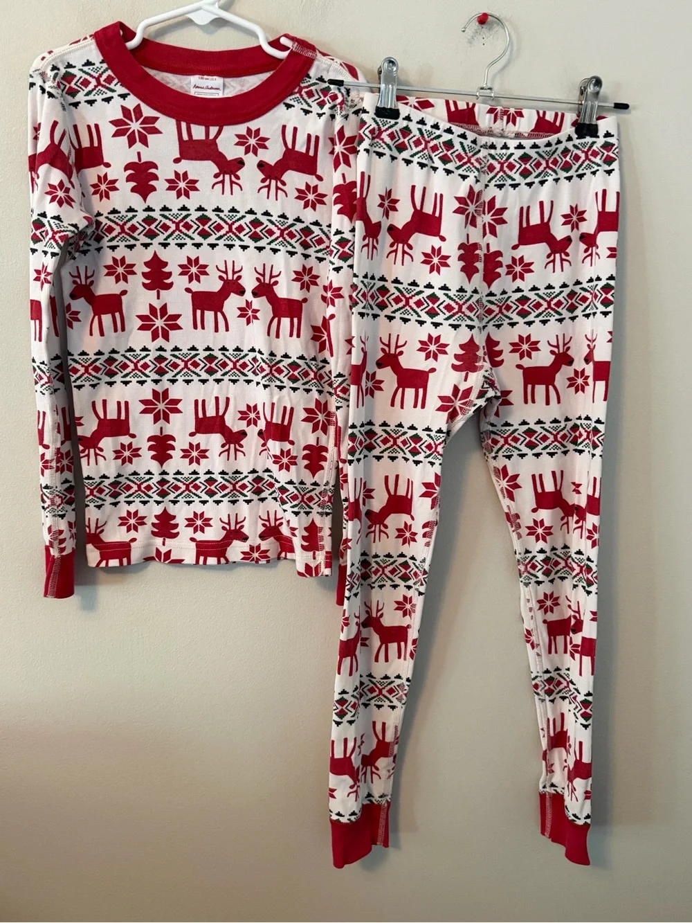 Hanna Andersson Red & White Reindeer Holiday Pajama Set
